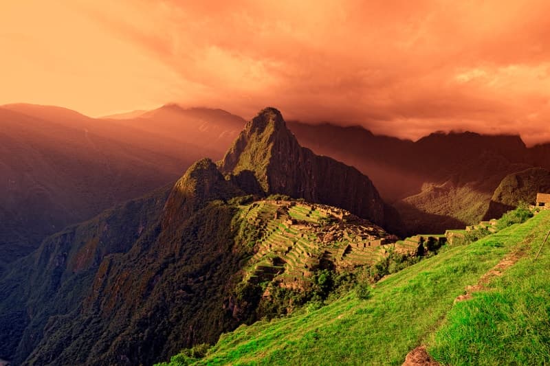 Der Sonnenuntergang in Machu Picchu